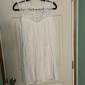 Knox Rose size large white dress with lace detail on chest. About knee length